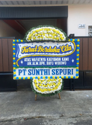 Papan Bunga Duka di Cigantang