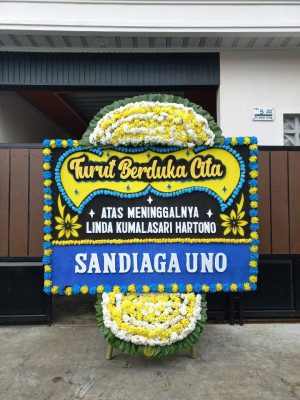 Papan Bunga Duka di Cigantang